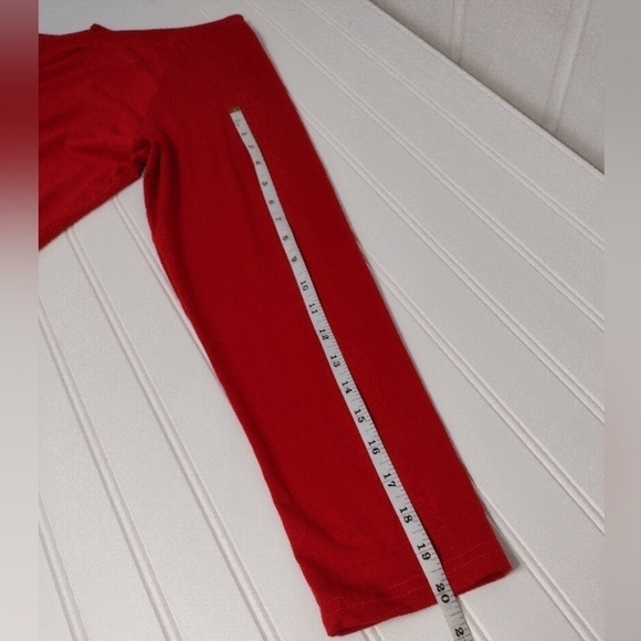 Pretty garden.  Red jumpsuit size (XL) - Picture 11 of 13